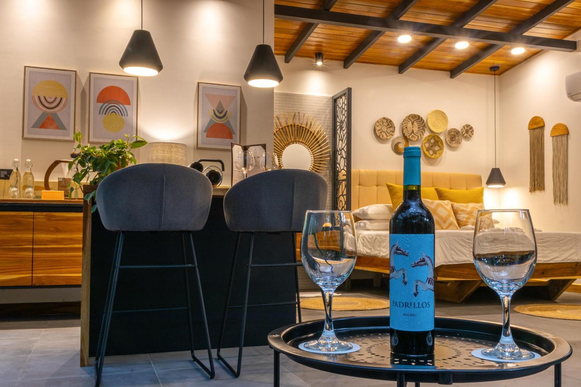 Exotico Beach Hotel Puerto Viejo de Talamanca 外观 照片